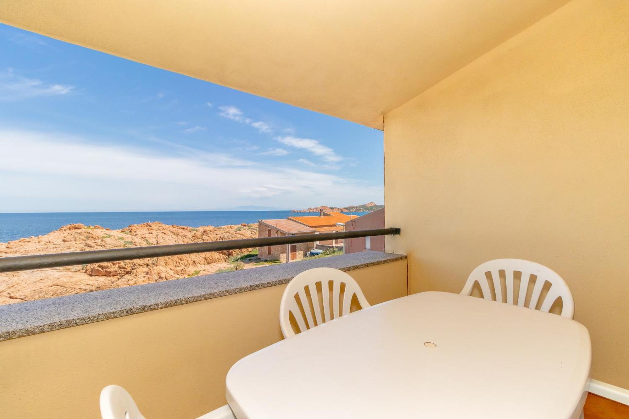 Casa Sulla Scogliera Isola Rossa Apartment ภายนอก รูปภาพ